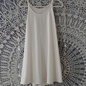 Lou & Grey Sleeveless White Flowy Dress